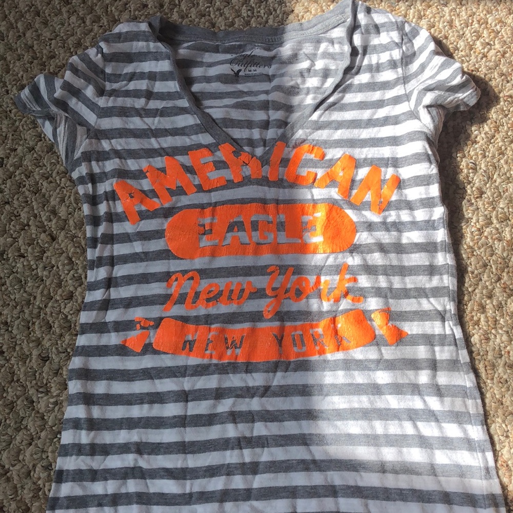 American Eagle T 🌺